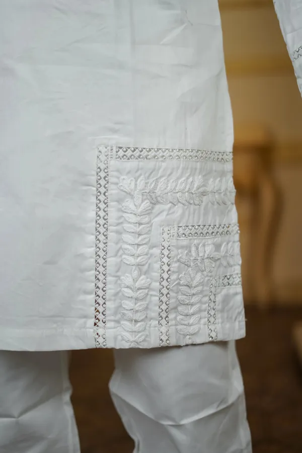 Box_Booti_Hand_Embroidered_Kurta_With_Pants