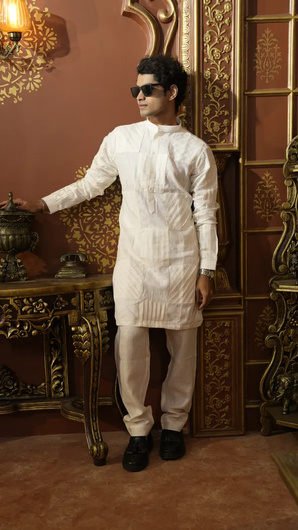 WHITE_LINEN_SOLID_PLEATED_REGULAR_FIT_DESIGNER_KURTA_SET