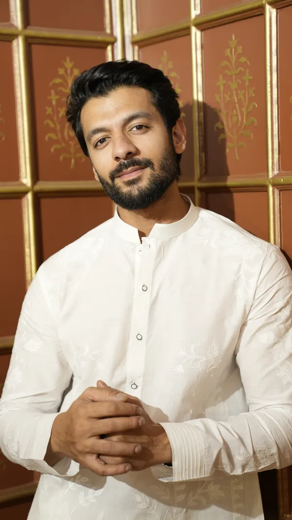 White_Paper_Cotton_Applique_Work_Kurta_Set