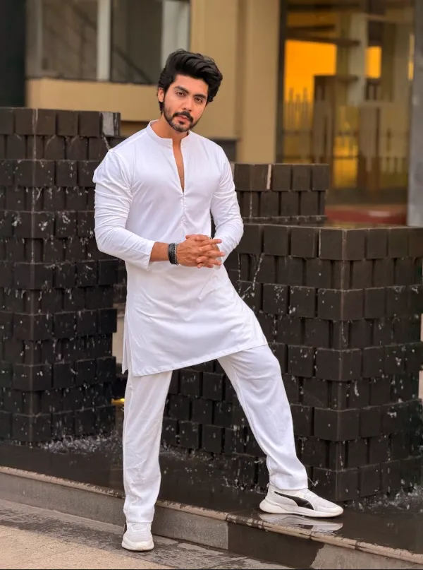EVERYDAY_QALA_White_Premium_hosiery_kurta_set