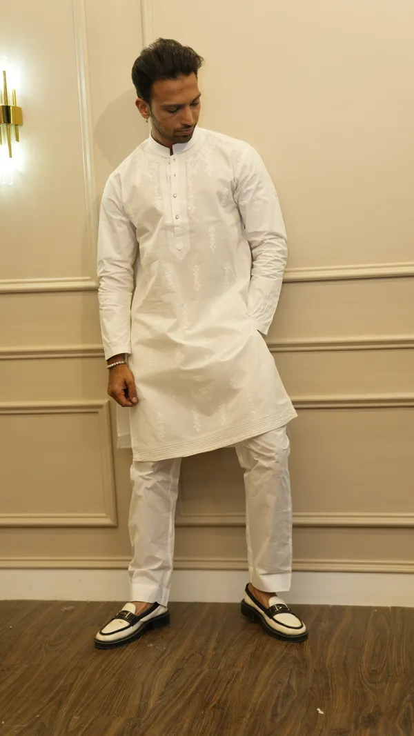 White_Paper_Cotton_Applique_Box_Work_Kurta_Set