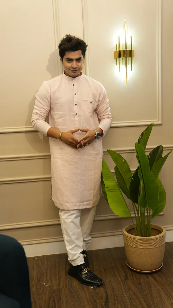 LIGHT_PINK__LINEN_SINGLE_POCKET_SIMPLE_&_ELEGENT_KURTA_SET