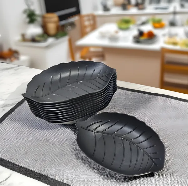 Black_Stylish_Leaf_Shape_Plastic_Snacks_Platter_Set_Of_12_In_Black_Color_-_Perfect_For_Kitchen