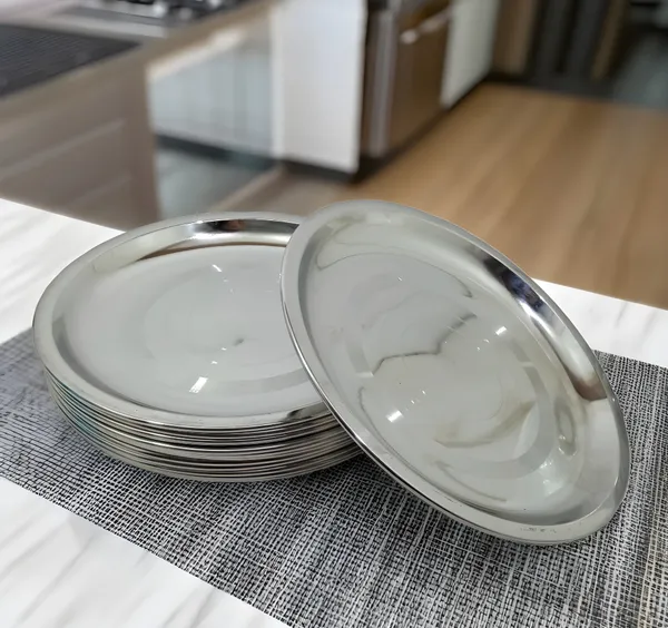 Silver_Eco-Friendly_Stainless_Steel_Half_Plates_(12-Pack)_Lightweight_&_Reusable