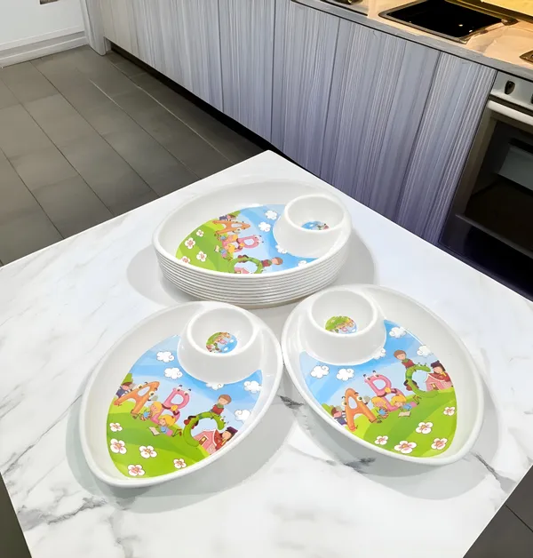 Multicolor_Kids-Friendly_Melamine_Section_Snacks_Platters_Set_Of_12_-_Perfect_For_Snacks_&_Fruits