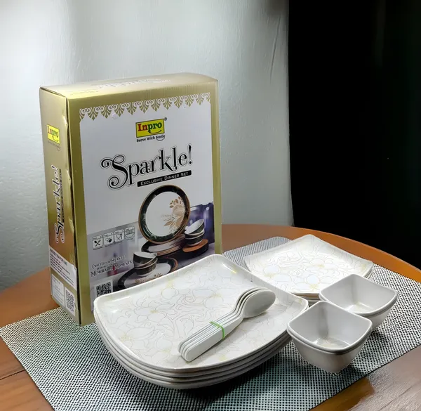 Inpro_16_Pcs_Melamine_Dinner_set_for_parties_and_ideal_for_picnics_-_perfect_for_all_occasion