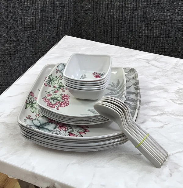 Inpro_Multicolor_24_pcs_Melamine_dinnerware_set_-_lightweight_stackable_and_reusable.