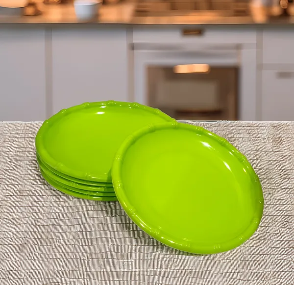 Inpro_Elegant_Melamine_Round_Half_Plates_Set_(Pack_of_6)_-_Perfect_for_Serving_Snacks_and_Meals_for_6!