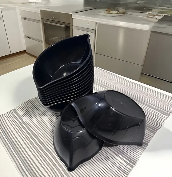 Black_Small_Snacks_Leaf_Shape_Bowl_In_Black_Colour_Set_Of_12_-_Stylish,_Durable_And_Ideal_For_Daily_Use