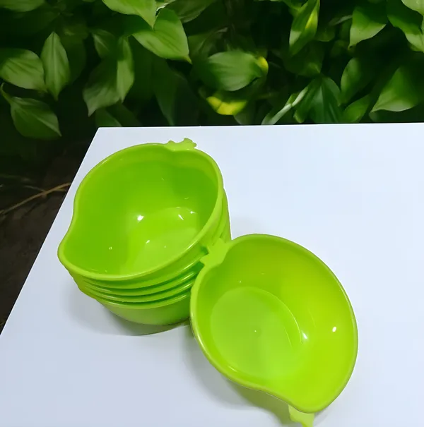 Green_Plastic_Mango_Bowls_Set_Of_6_In_Green_Color_-_Perfect_For_Individual_Serving_&_Small_Parties