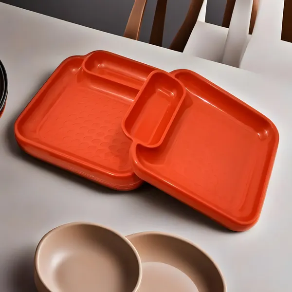 Red_Section_Plastic_Snacks_Platters_Set_Of_6_-_Perfect_Addition_To_Your_Plates_Collection.
