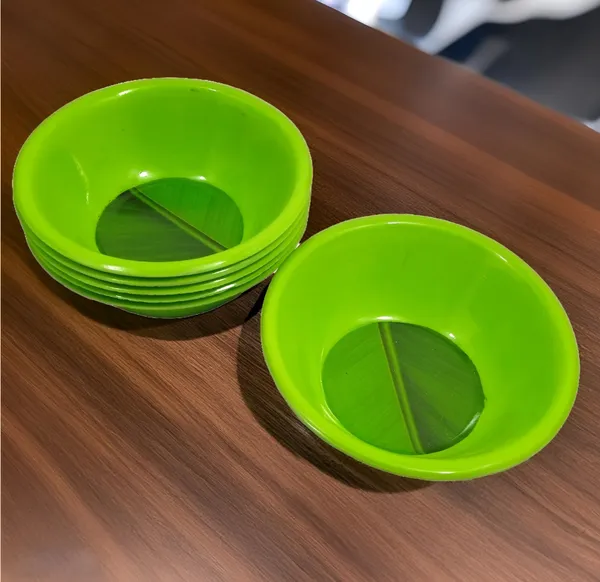 Green_Melamine_Serving_Bowl_Set_Of_6_-_Scratch-Resistant,_Stylish_Design_For_Home_&_Kitchen