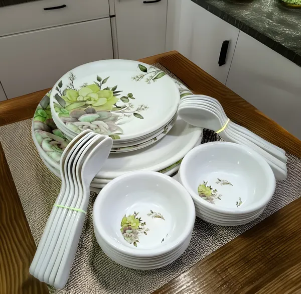 Multicolor_36_Pcs_Melamine_Dinner_Set_Includes_6_Full_Plates,_6_Half_Plates,_12_Bowls_And_12_Spoons_|_Lightweight,_Durable_&_Daily_Use_Tableware