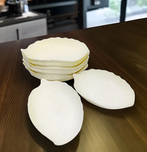 White_Leaf_Shape_Plastic_Snacks_Platter_Set_Of_12_White_Platters_-_Perfect_For_Plates_Collection.