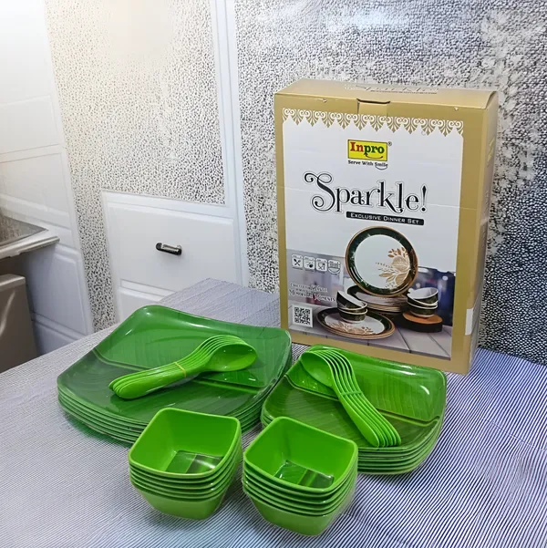 Green_Square_36_Pcs_Melamine_Dinner_Set_Contains_6_Full_Plates,_6_Half_Plates,_12_Bowls_And_12_Spoons_|_Perfect_For_Large_Families,_Parties_&_Daily_Meals