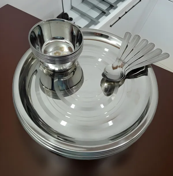 Silver_Eco-Friendly_Stainless_Steel_18_Pcs_Dinner_Set_Includes_6_Full_Plates_|_6_Bowls_|_6_Spoons