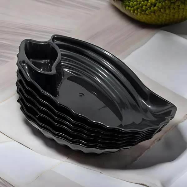 Black_Section_Plastic_Snacks_Platters_Set_Of_6_-_Perfect_For_Kitchen_Utensils_And_Serving_Snacks