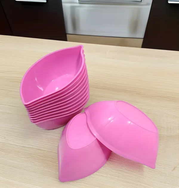 Pink_Unbreakable_Plastic_Small_Leaf_Bowls_Set_Of_12_-_Perfect_For_Small_Parties_And_More