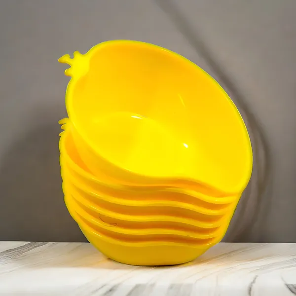 Yellow_Unbreakable_Plastic_Mango_Shape_Bowls_Set_Of_6_Lightweight_Snacks_Bowls_For_Small_Parties