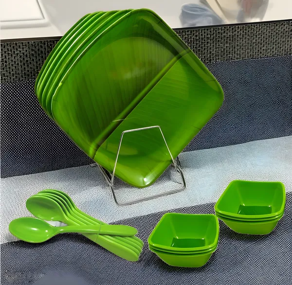 Green_Printed_18_Pcs_Melamine_Dinner_Set_Contains_6_Full_Plates,_6_Bowls_And_6_Spoons_|_Lightweight,_Stylish_Dining_Essentials