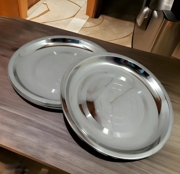 Silver_Stainless_Steel_Half_Plates_Set_Of_6_Durable,_Rust-Resistant,_&_Eco-Friendly_Design