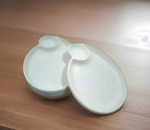 White_Plastic_Platter_Set_Of_6_In_White_Color-_Perfect_For_Dinner_Parties_And_Entertaining