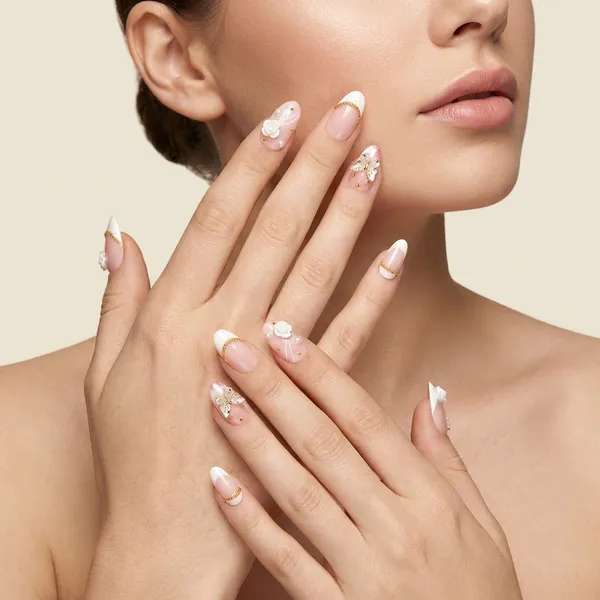 Nude_Floral_With_French_And_Shine_Press_On_Artificial_Nails