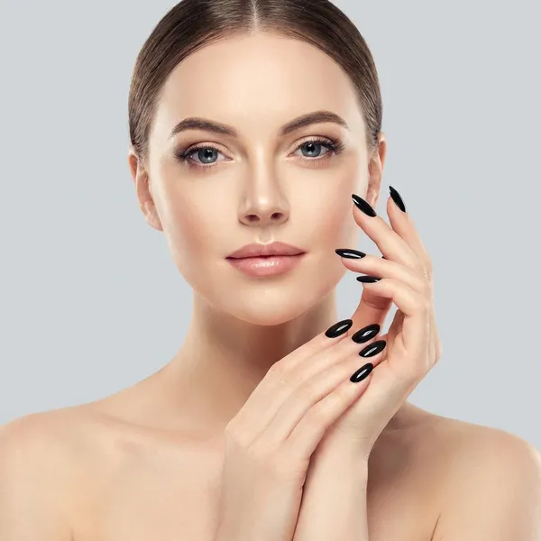 Black_Classic_Press_On_Artificial_Nails