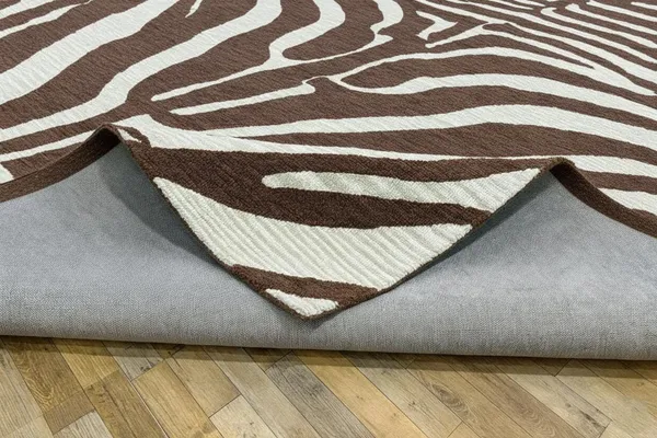 Silver_Area_Rug_Wool_For_Home_&_Office