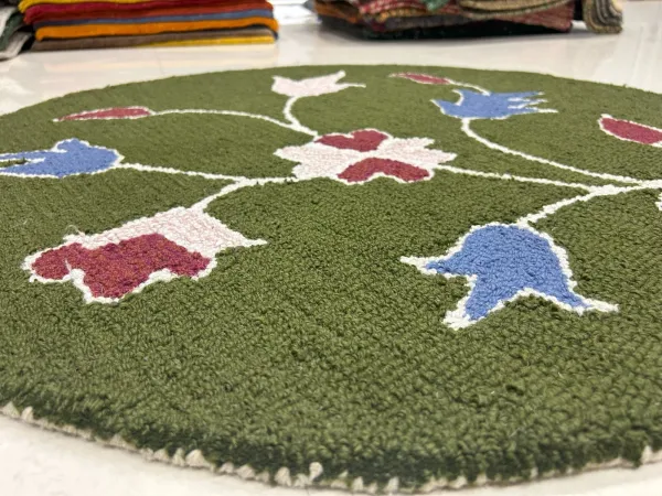Green_Area_Rug_Wool_For_Home_&_Office