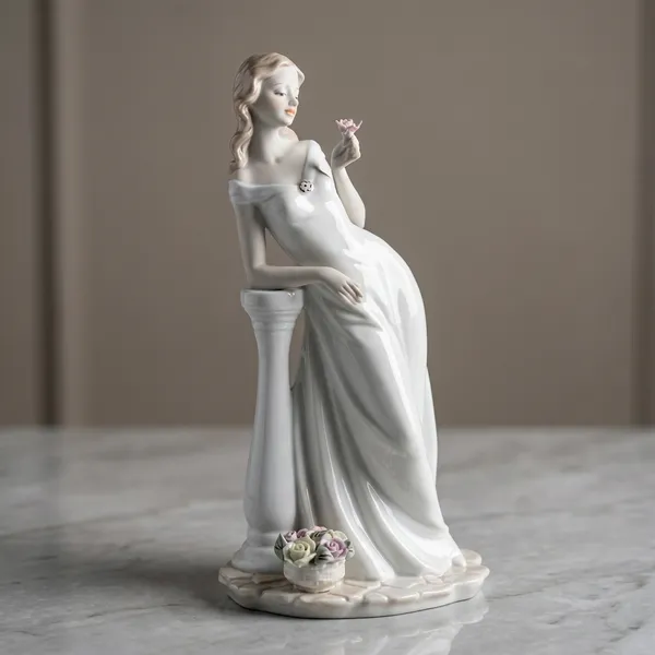 White_Porcelain_Decorative_Figurine