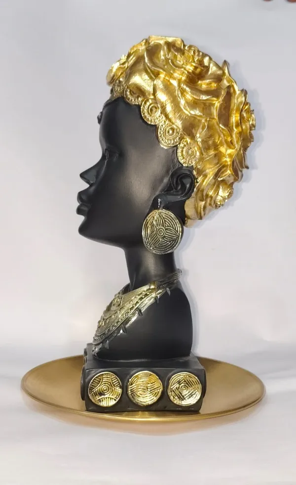 Decorative_Black_And_Gold_Goddess_Bust_Sculpture