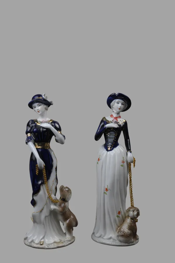 Porcelain_Lady_Figurine_Set_Of_2