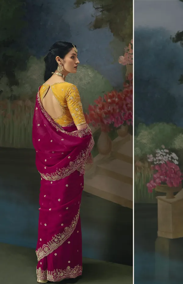 BEAUTIFULL_SAREE_ON_TISSUE_ORGANZA_WITH_BEADS_,_SEQUENCE_&_PEARL_WORK