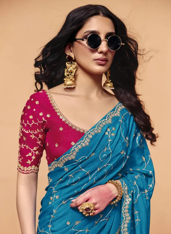 BEAUTIFUL_DESIGNER_SAREE_WITH_HANDCRAFTED_WORK