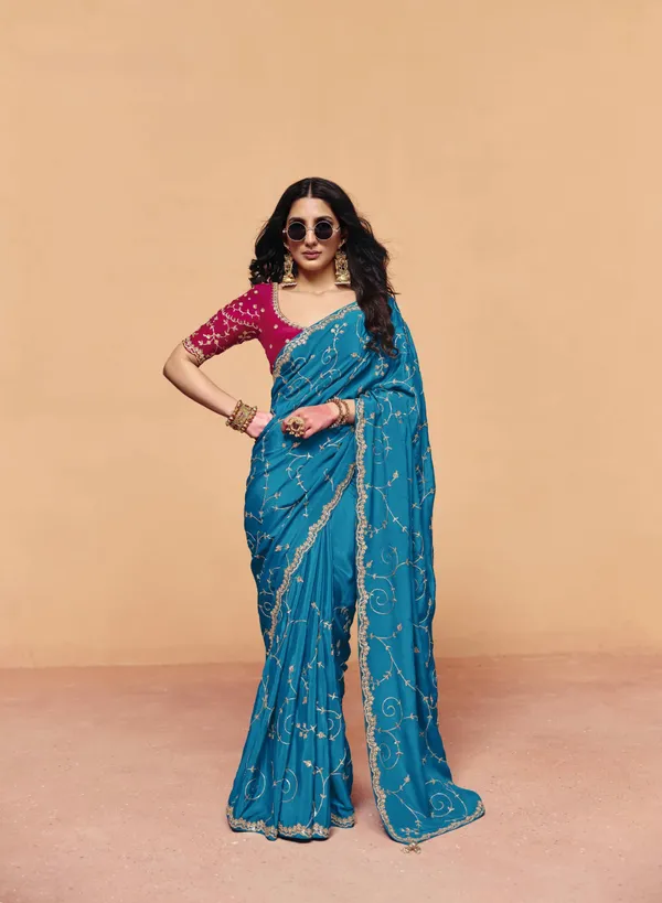 BEAUTIFUL_DESIGNER_SAREE_WITH_HANDCRAFTED_WORK