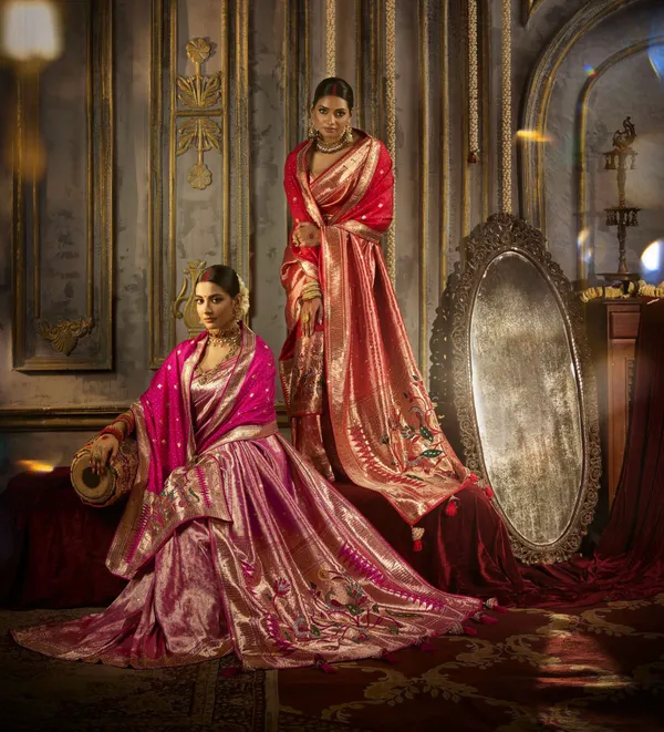 KADWA_KASAB_SILK_SAREE_WITH_HEAVY_ZIRCON_&_SAROSKI_WORK._WITH_HEAVY_DUPATAA