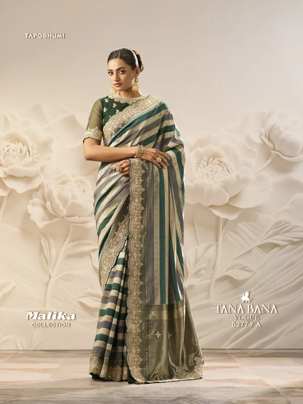 PURE_VISCOSE_SAREE_WITH_POSITION_PRINT_,_KOLKATA_THEME_EMBRODIERY_WITH_HAND_DIAMOND