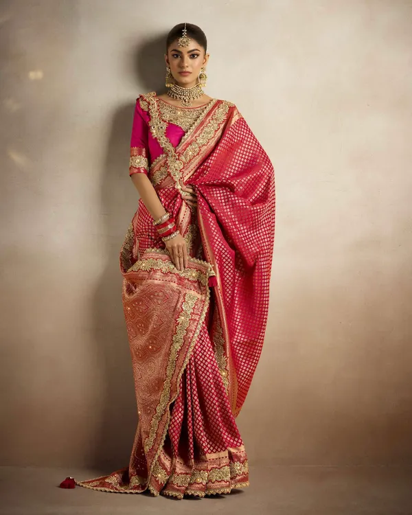 PURE_SATIN_SILK_SAREE_WITH_HEAVY_MOTI_&_ZIRCON_WORK._FULL_SAREE_HEAVY_EMBROIDERY_LACE_WORK_EXCLUSIVE_WAIST_BELT