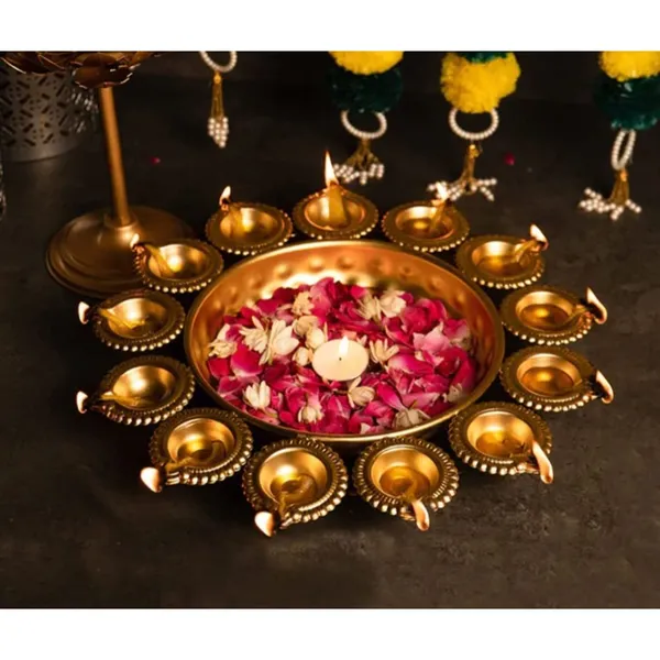 Copper_Diya_Shape_Flower_Decorative_Urli_Bowl_for_Home_Handicraft_Bowl_for_Floating_Flowers_and_Tea_Light_Candles_|_Diwali_Decoration_Items_for_Home_(14_Inches,_Alloy_Steel)