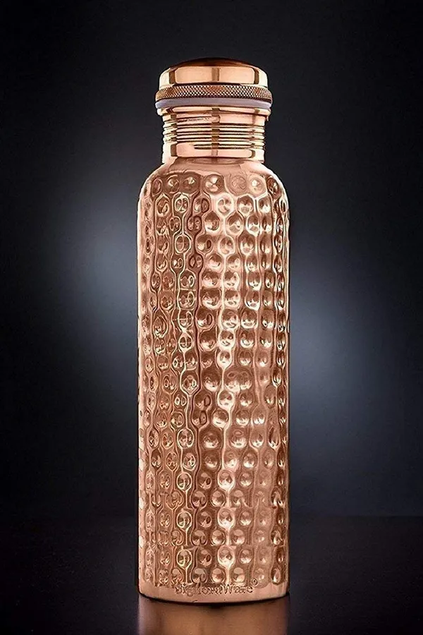 Copper_|_Hammered_Cut_Sets_of_1_Copper_Water_Bottle_Hammer_Bottle_1_Litre_Each_|_Travelling_Purpose,_Yoga_Ayurveda_Healing_|_Copper_Bottle_Water_is_Anti-Aging._It_Helps_Reduce_Fine_Lines.