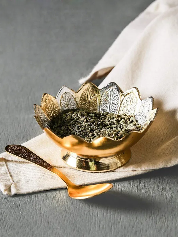 Designox_Copper_Metal_Floral_Bowl_Set_5_Pieces_Set_In_(Red_Velvet_Imitation_Jewelry_Box_With_Gift_Ribbon)_Pack_Of_1_Box,_250_Milliliter_-_250_Ml