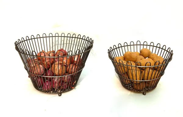 Copper_Fresh_Fruit_and_Vegetable_Basket(Set_of_2,One_Big_and_One_Small_Basket)