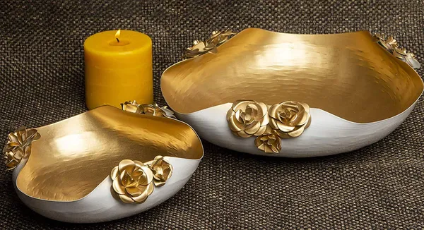 Copper_Decorative_Metal_Diya_Traditional_Diya_Urli_Tealight_Holder_Golden_Bowl_for_Floating_Flowers_and_Tea_Light_Candles_Home,Office_and_Table_Decor