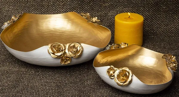 Copper_Decorative_Metal_Diya_Traditional_Diya_Urli_Tealight_Holder_Golden_Bowl_for_Floating_Flowers_and_Tea_Light_Candles_Home,Office_and_Table_Decor