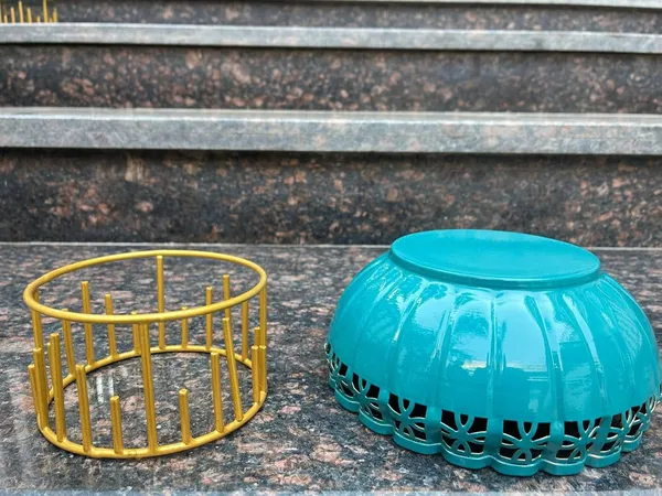 Copper_8_Inch_Metal_Magnetic_Steel_Decorative_Bowl_for_Home_Décor/Gifting,Design_1