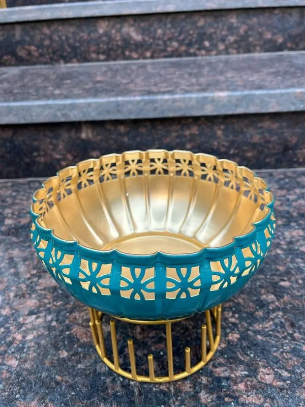 Copper_8_Inch_Metal_Magnetic_Steel_Decorative_Bowl_for_Home_Décor/Gifting,Design_1