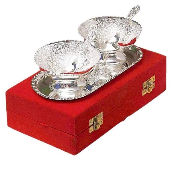 Brass_Silver_Plated_Floral_Bowls,_Spoon_With_Plate_In_Royal_Velvet_Gift_Box_(Silver)_-_5_Pieces,_250_Milliliter_-_250_Ml