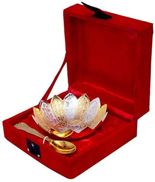 Copper_Silver_and_Gold_Plated_Metal_Bowl_Set_with_Spoon_in_Floral_Pattern_Best_Wedding_Return_Gift._in_Velvet_Gift_Box.Birthday_Home_Decor