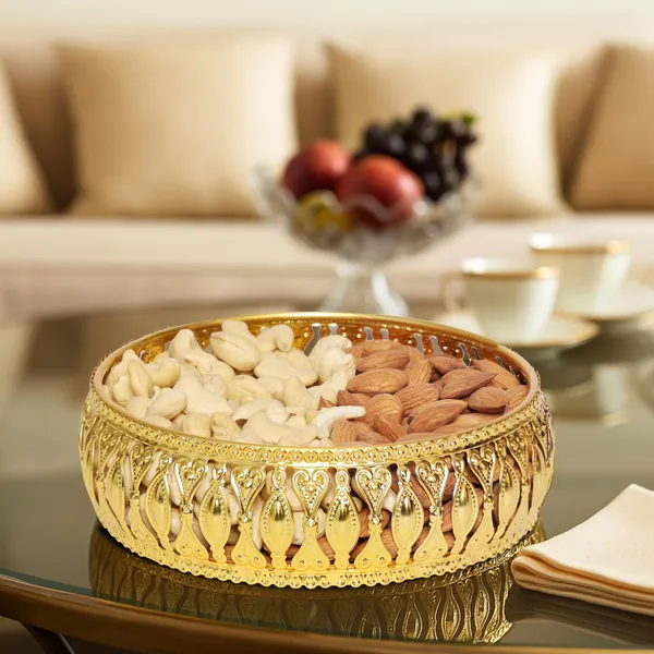 Copper_Round_German_Golden_Plated_Tray|Round_Decorative_Tray|Best_Gift_for_Pooja|_Décor|_Diwali_|Anniversary_|House_Warming_Birthday_(Pack_of_1)_Size:_6x6_Inches,Design_3